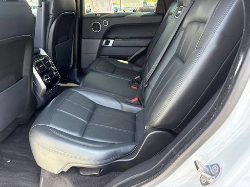 Used 2019 Land Rover Range Rover Sport HSE AWD/4WD image 30