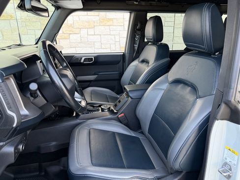 Used 2021 Ford Bronco First Edition AWD/4WD image 23