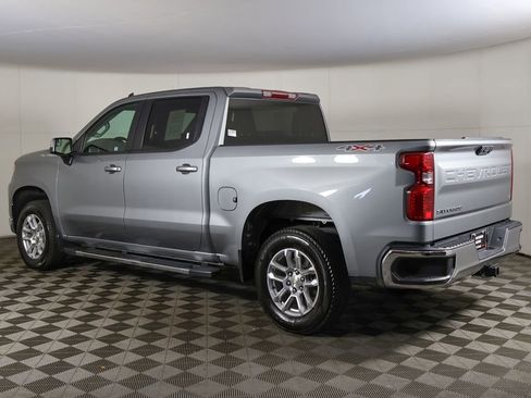 Used 2023 Chevrolet Silverado 1500 LT AWD/4WD image 7