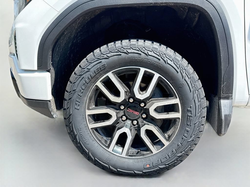 Used 2024 GMC Sierra 1500 AT4 w/ AT4 Preferred Package AWD/4WD image 34