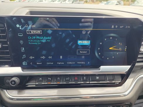 Certified 2023 Chevrolet Silverado 1500 High Country w/ Technology Package AWD/4WD image 18