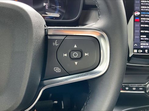 Used 2023 Volvo C40 P8 Recharge Ultimate w/ Protection Package Premier image 22
