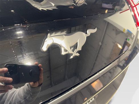 Used 2024 Ford Mustang Coupe image 21