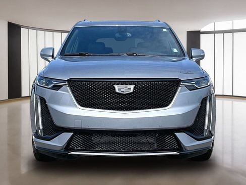 Certified 2024 Cadillac XT6 Sport w/ LPO, Red Accent Package AWD/4WD image 3