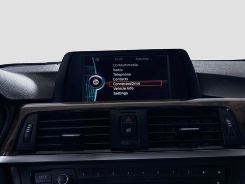 Used 2014 BMW 320i xDrive Sedan AWD/4WD image 16