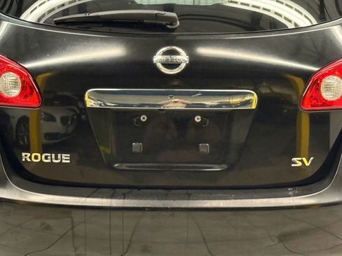 Used 2011 Nissan Rogue SV image 11