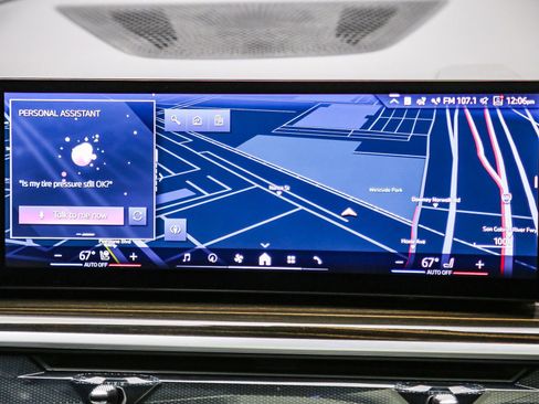 Certified 2025 BMW X7 xDrive40i w/ M Sport Package AWD/4WD image 15
