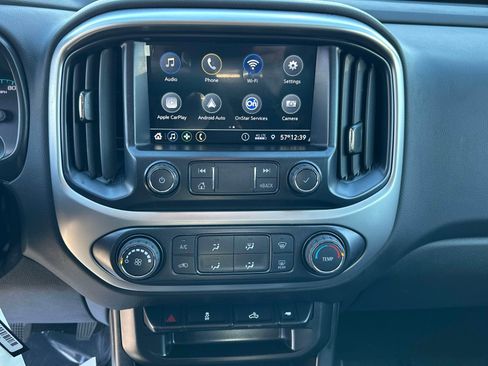 Used 2022 Chevrolet Colorado LT w/ LT Convenience Package image 8