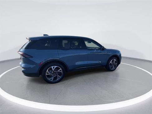 New 2026 Lincoln Nautilus Premier w/ Equipment Group 102A image 8