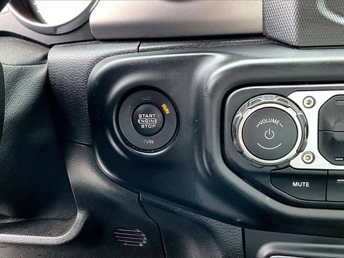 Used 2021 Jeep Wrangler Unlimited Sport image 24