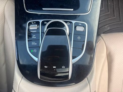 Used 2018 Mercedes-Benz E 300 image 24