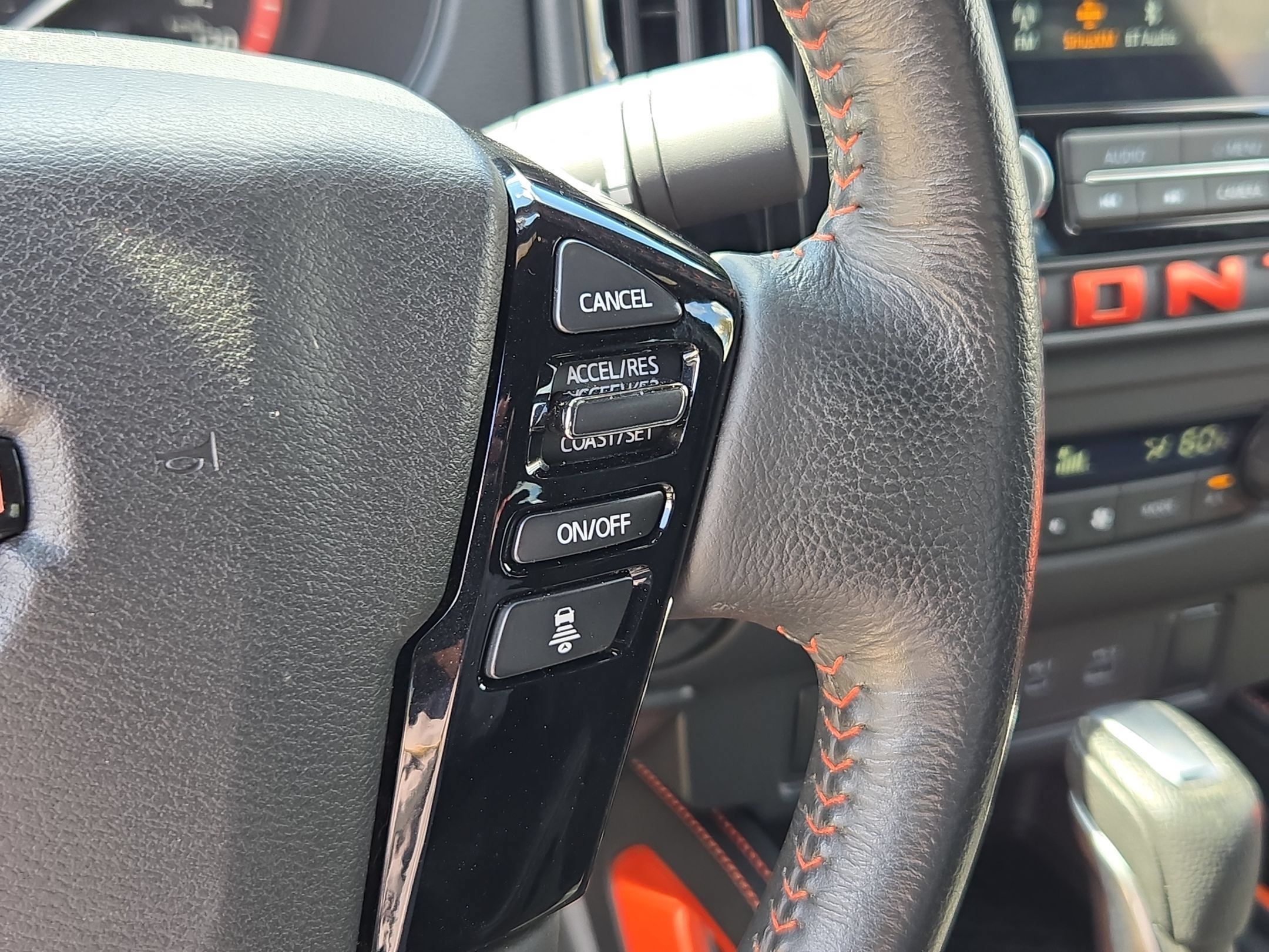 Used 2025 Nissan Frontier PRO-4X w/ Tow Package AWD/4WD image 21