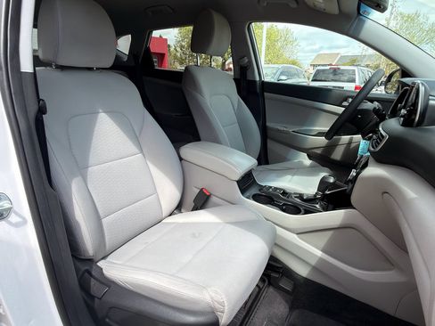 Used 2019 Hyundai Tucson SE image 15