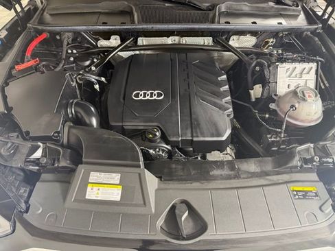 Used 2023 Audi Q5 2.0T Premium w/ Convenience Package image 25