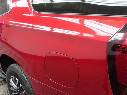 Used 2025 GMC Yukon Elevation w/ LPO, Floor Liner Package image 39