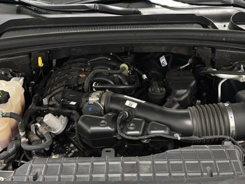 Used 2024 Jeep Grand Cherokee Limited w/ Luxury Tech Group II AWD/4WD image 27