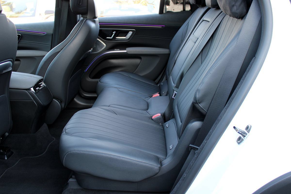 Used 2024 Mercedes-Benz EQS 450+ SUV image 26