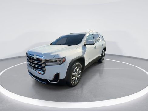 Used 2023 GMC Acadia SLT FWD image 4