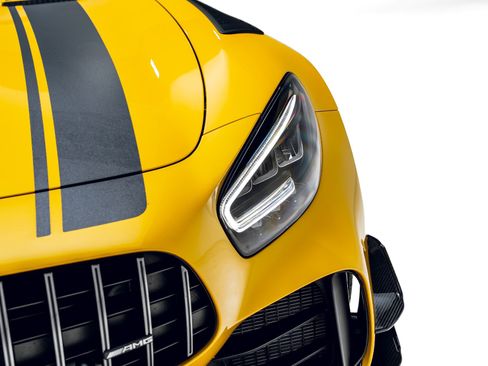 Used 2020 Mercedes-Benz AMG GT R image 17