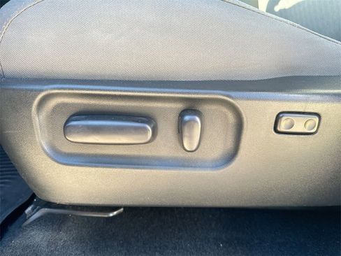 Used 2022 Toyota Tacoma SR5 w/ Technology Package image 14