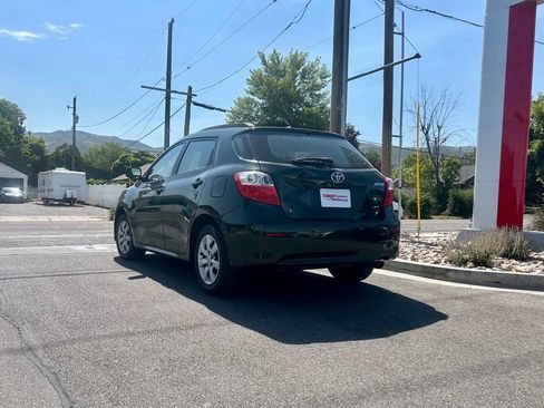 Used 2011 Toyota Matrix S AWD/4WD image 6