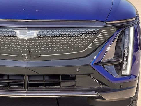 New 2026 Cadillac Lyriq Premium Sport image 8