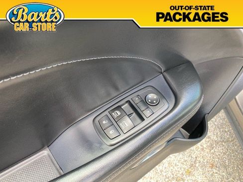 Used 2015 Dodge Challenger SXT Plus RWD image 18