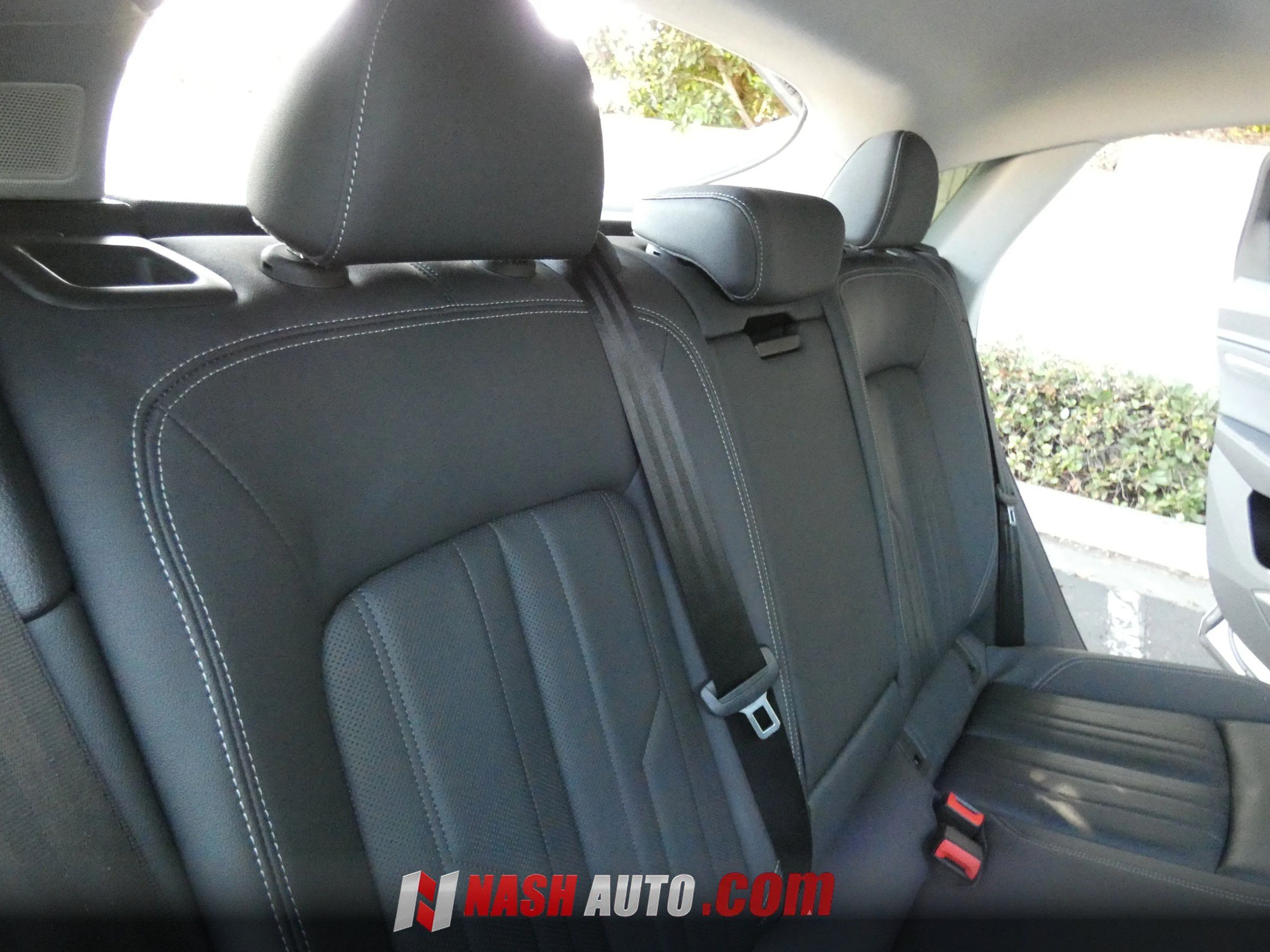Used 2022 Audi e-tron Premium Plus w/ Premium Plus Package AWD/4WD image 41