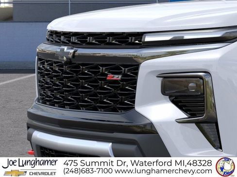 New 2027 Chevrolet Traverse Z71 w/ Driver Confidence Package AWD/4WD image 13