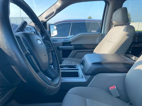 Used 2016 Ford F150 XLT w/ Equipment Group 302A Luxury AWD/4WD image 13