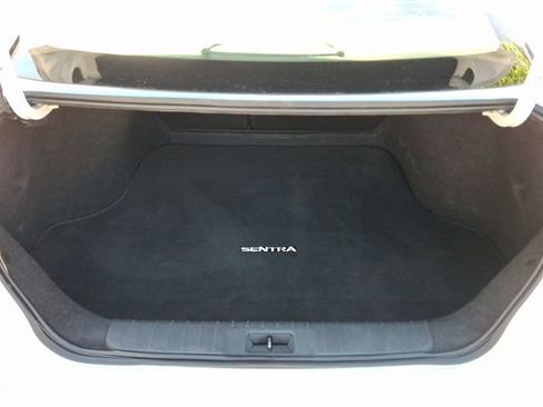 Used 2024 Nissan Sentra SV FWD image 23