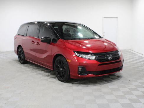 Used 2025 Honda Odyssey Sport-L image 1