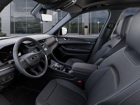 New 2025 Jeep Grand Cherokee L Limited w/ Luxury Tech Group II AWD/4WD image 22