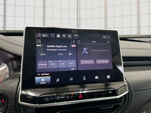 New 2026 Jeep Compass Latitude AWD/4WD image 12