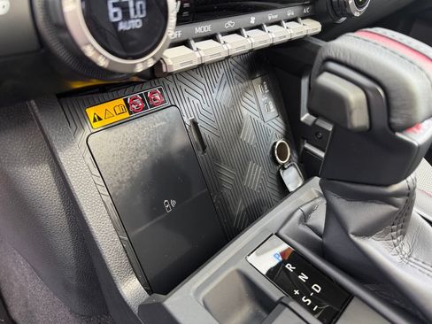 Used 2025 Toyota Tacoma TRD Pro AWD/4WD image 17