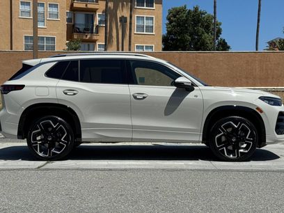 New 2026 Volkswagen Tiguan SEL R-Line