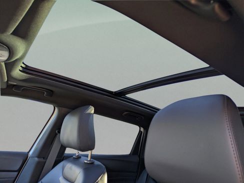 New 2026 Jeep Compass Latitude w/ Sun and Sound Group image 26