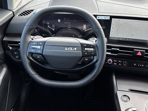 New 2026 Kia Sportage SX Prestige AWD/4WD image 16