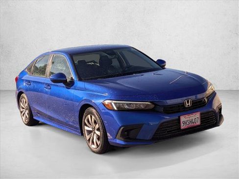 Used 2023 Honda Civic LX image 3