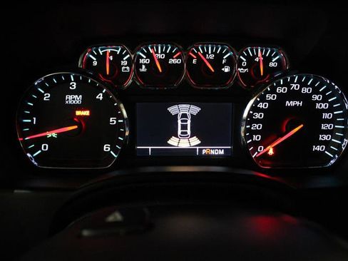Used 2015 Chevrolet Tahoe LTZ AWD/4WD image 18