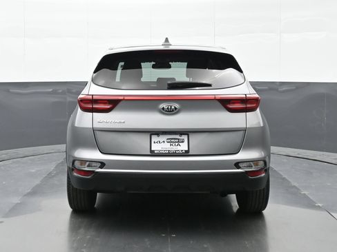 Used 2022 Kia Sportage LX FWD image 3