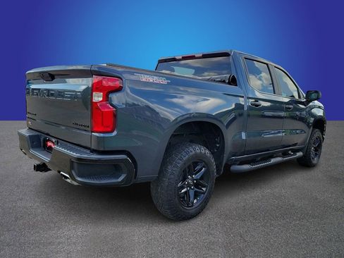 Used 2021 Chevrolet Silverado 1500 Custom Trail Boss w/ LPO, Dark Essentials Package AWD/4WD image 4