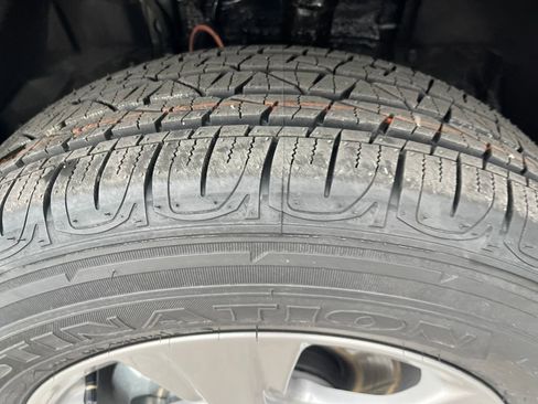 New 2025 Toyota RAV4 XLE image 28