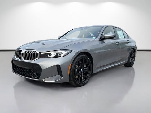 New 2026 BMW 330i Sedan w/ M Sport Package image 7