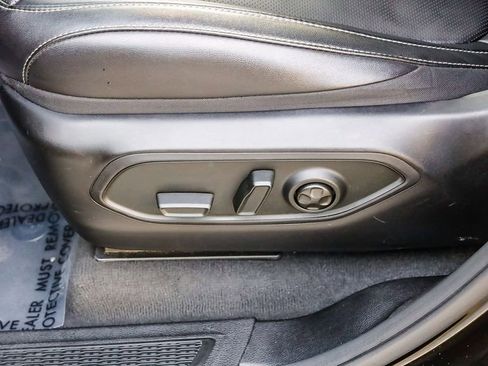 Certified 2024 Jeep Grand Cherokee L Limited w/ Luxury Tech Group II image 27