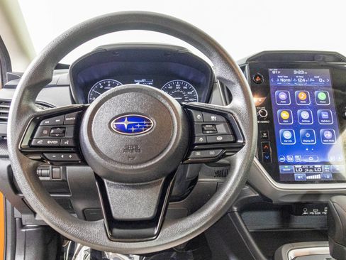 Used 2025 Subaru Crosstrek 2.5i Premium AWD/4WD image 27