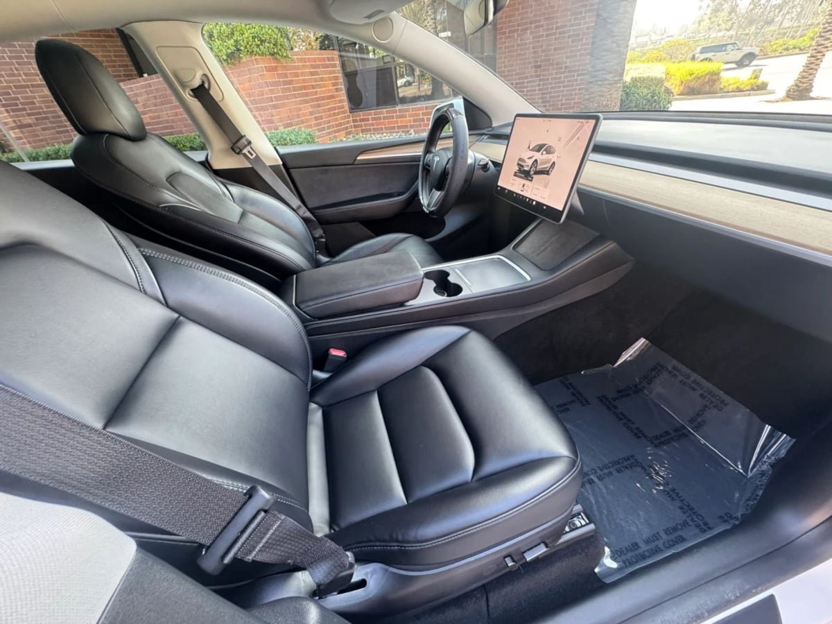 Used 2023 Tesla Model Y Long Range AWD/4WD image 15