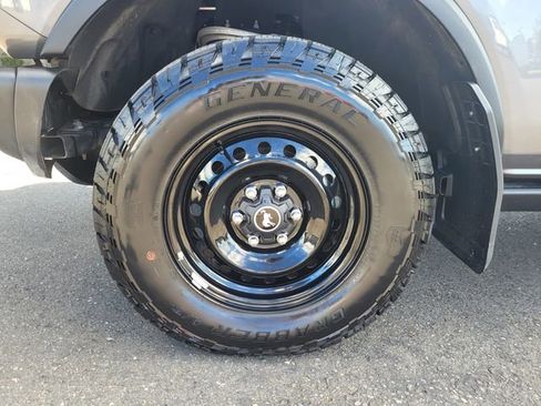 Certified 2023 Ford Bronco Black Diamond image 11