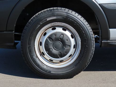 Used 2019 Ford Transit 350 XL RWD image 7