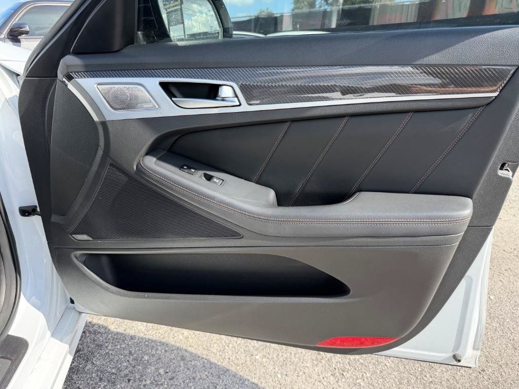 Used 2018 Genesis G80 3.3T Sport RWD image 20